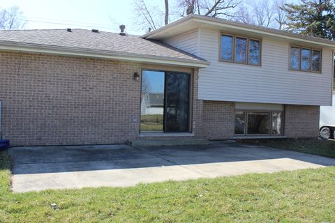 Tiny photo for 4432 143rd Street, Crestwood, IL 60418 (MLS # 12579086)