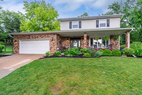 Photo of 1736 E 42nd Court, Davenport, IA 52807 (MLS # 12674999)