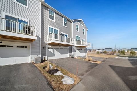 Tiny photo for 1004 Atterberg Road, South Elgin, IL 60177 (MLS # 12638102)