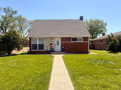 Photo of 3935 BIRCHWOOD Avenue, Skokie, IL 60077 (MLS # 12650059)