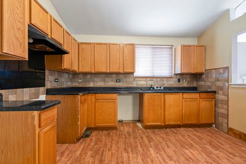 Tiny photo for 799 Symphony Drive, Aurora, IL 60504 (MLS # 12489596)