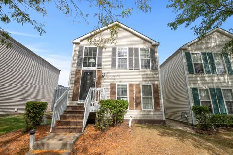 Tiny photo for 799 Symphony Drive, Aurora, IL 60504 (MLS # 12489596)