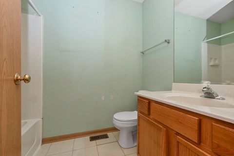 Tiny photo for 799 Symphony Drive, Aurora, IL 60504 (MLS # 12489596)