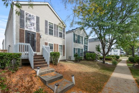 Tiny photo for 799 Symphony Drive, Aurora, IL 60504 (MLS # 12489596)