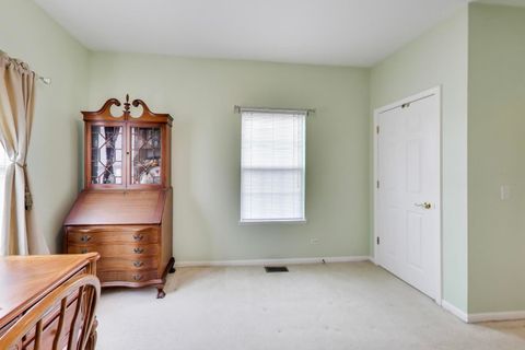Tiny photo for 900 Yorktown Street, McHenry, IL 60050 (MLS # 12578467)