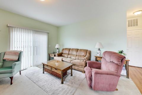 Tiny photo for 900 Yorktown Street, McHenry, IL 60050 (MLS # 12578467)