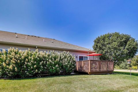 Tiny photo for 900 Yorktown Street, McHenry, IL 60050 (MLS # 12578467)