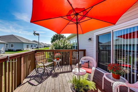 Tiny photo for 900 Yorktown Street, McHenry, IL 60050 (MLS # 12578467)