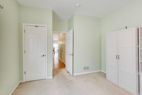 Tiny photo for 900 Yorktown Street, McHenry, IL 60050 (MLS # 12578467)