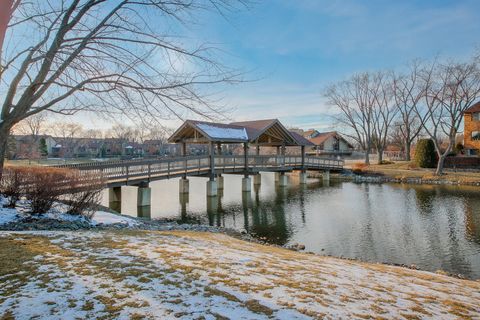 A home in Willowbrook