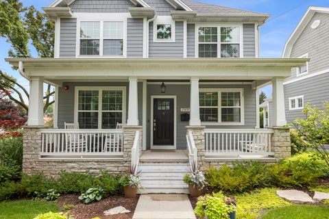 Tiny photo for 799 Hill Avenue, Glen Ellyn, IL 60137 (MLS # 12731993)