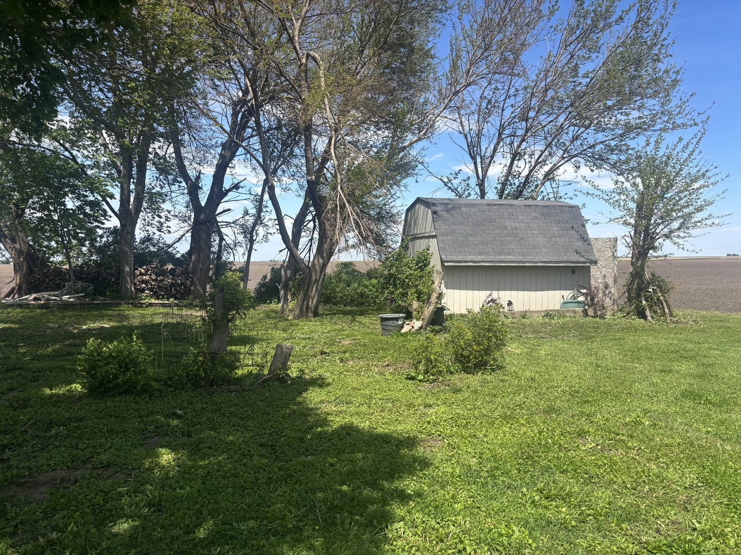 1558 County Road 400N Road
