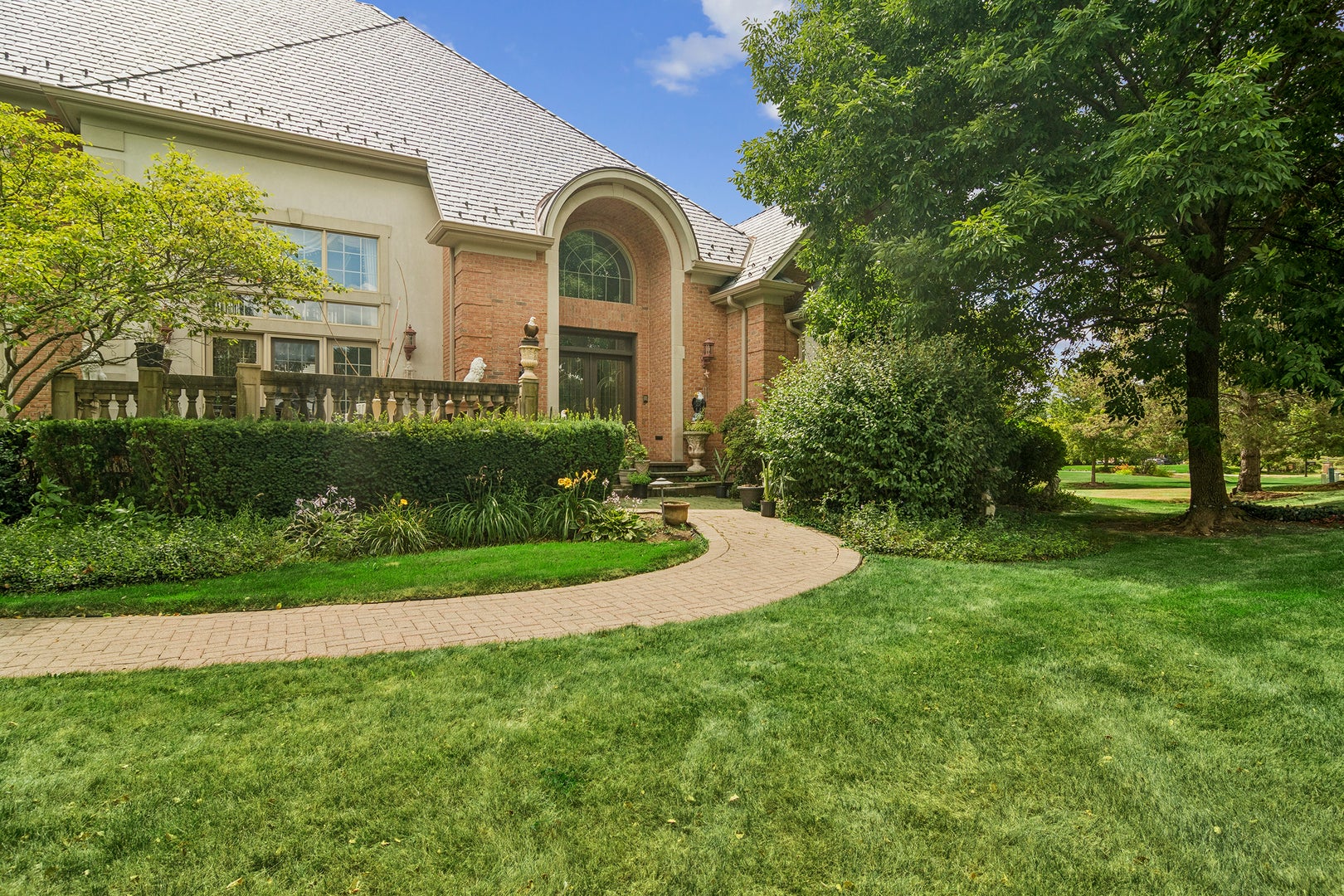 4563 ELEANOR Drive