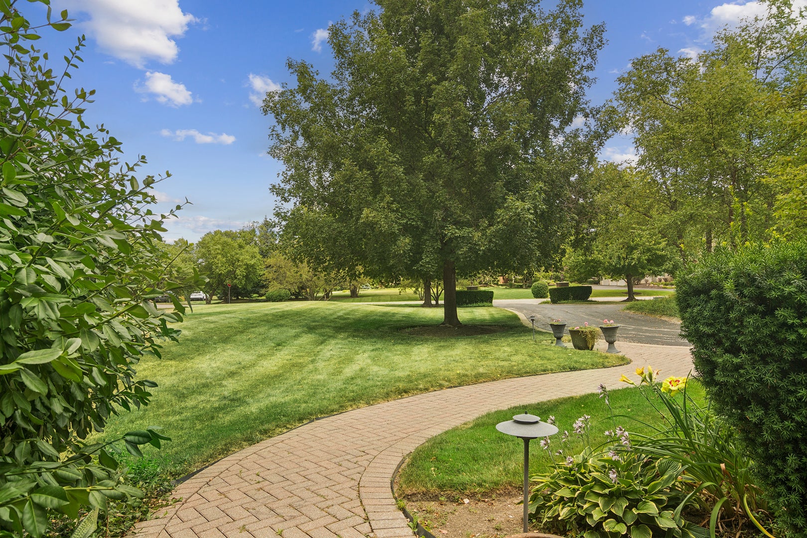 4563 ELEANOR Drive