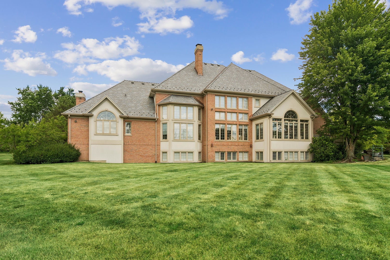 4563 ELEANOR Drive
