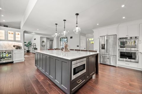 Tiny photo for 615 Marion Avenue, St. Charles, IL 60174 (MLS # 12483533)