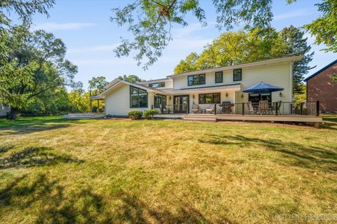 Tiny photo for 615 Marion Avenue, St. Charles, IL 60174 (MLS # 12483533)