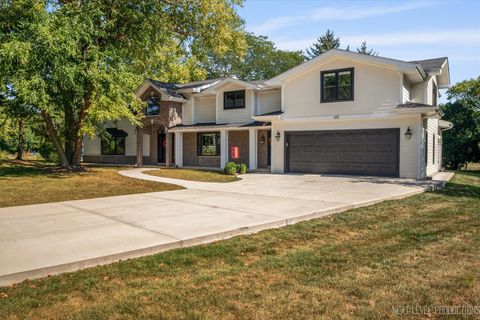 Tiny photo for 615 Marion Avenue, St. Charles, IL 60174 (MLS # 12483533)