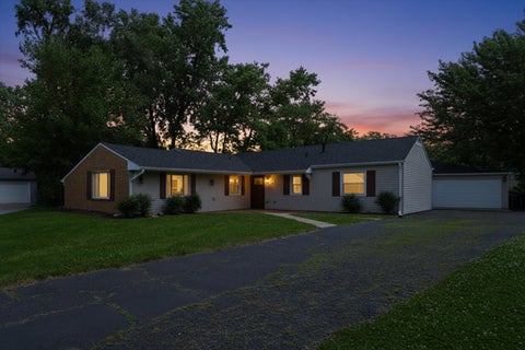 Tiny photo for 113 Parklawn Court, Bolingbrook, IL 60440 (MLS # 12696652)