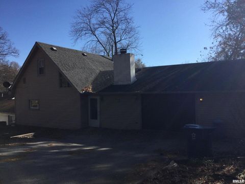 Tiny photo for 203 E Whitlock Street, Jonesboro, IL 62952 (MLS # QC4266986)