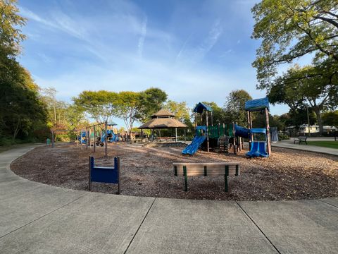 Tiny photo for 29W051 Warrenville Road, Warrenville, IL 60555 (MLS # 12505400)