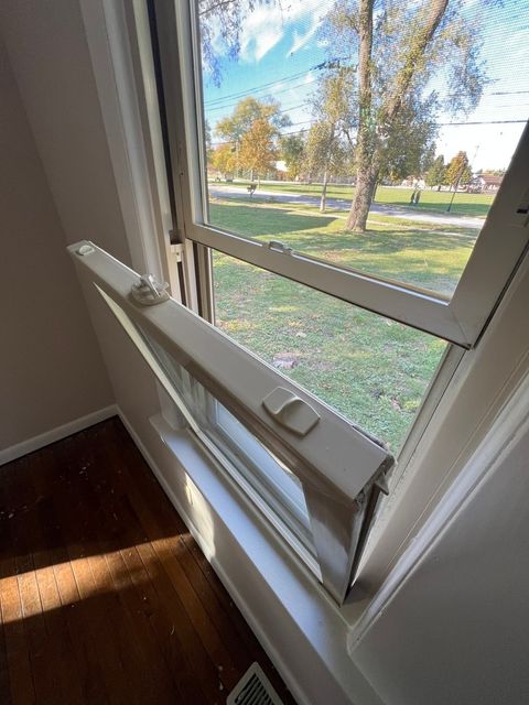 Tiny photo for 29W051 Warrenville Road, Warrenville, IL 60555 (MLS # 12505400)