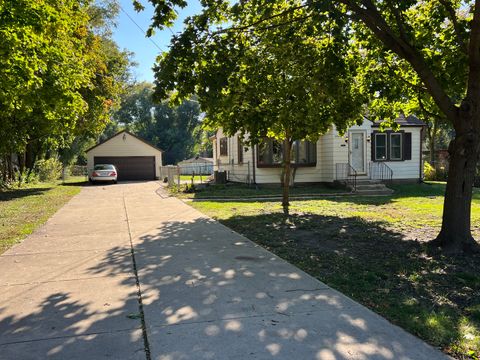 Tiny photo for 29W051 Warrenville Road, Warrenville, IL 60555 (MLS # 12505400)