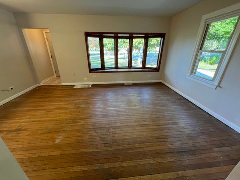 Tiny photo for 29W051 Warrenville Road, Warrenville, IL 60555 (MLS # 12505400)