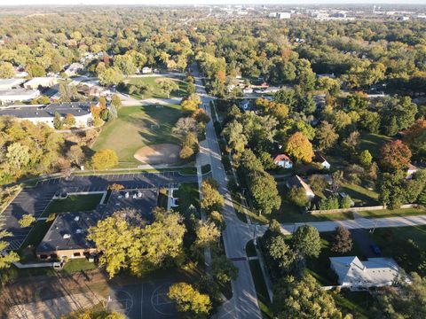 Tiny photo for 29W051 Warrenville Road, Warrenville, IL 60555 (MLS # 12505400)