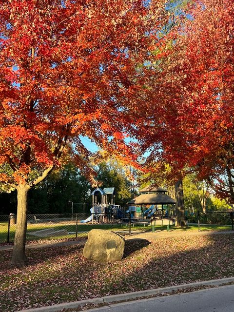 Tiny photo for 29W051 Warrenville Road, Warrenville, IL 60555 (MLS # 12505400)