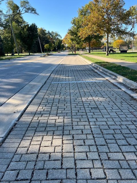 Tiny photo for 29W051 Warrenville Road, Warrenville, IL 60555 (MLS # 12505400)