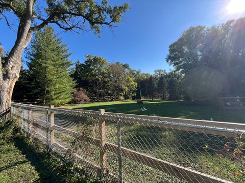 Tiny photo for 29W051 Warrenville Road, Warrenville, IL 60555 (MLS # 12505400)