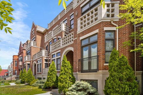 Photo of 4355 S Lake Park Avenue #2N, Chicago, IL 60653 (MLS # 12668198)