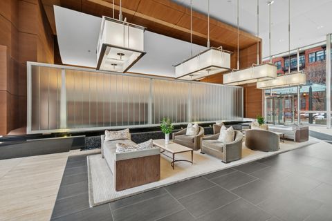 Tiny photo for 500 W SUPERIOR Street #1108, Chicago, IL 60654 (MLS # 12574807)