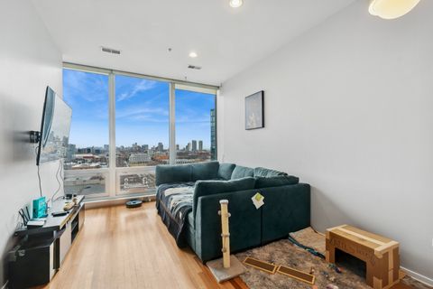 Tiny photo for 500 W SUPERIOR Street #1108, Chicago, IL 60654 (MLS # 12574807)