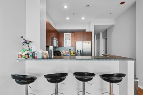 Tiny photo for 500 W SUPERIOR Street #1108, Chicago, IL 60654 (MLS # 12574807)