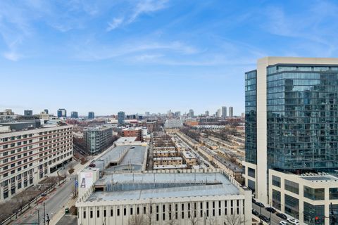 Tiny photo for 500 W SUPERIOR Street #1108, Chicago, IL 60654 (MLS # 12574807)