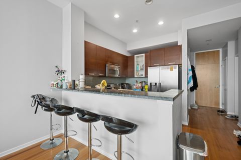 Tiny photo for 500 W SUPERIOR Street #1108, Chicago, IL 60654 (MLS # 12574807)