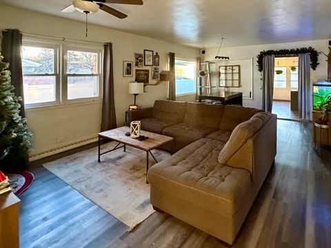 Tiny photo for 911 Parks Lane, Ottawa, IL 61350 (MLS # 12519088)