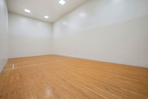 Tiny photo for 5415 N SHERIDAN Road #3008, Chicago, IL 60640 (MLS # 12590219)