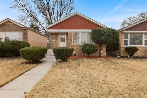 Photo of 8 E 144th Street, Riverdale, IL 60827 (MLS # 12109966)