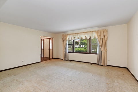 Tiny photo for 1105 Beach Comber Drive, Schaumburg, IL 60193 (MLS # 12734560)