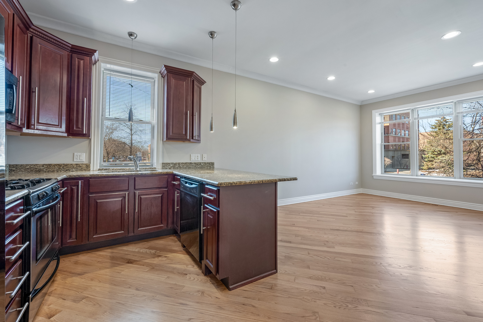 2841 W Cortez Street 1