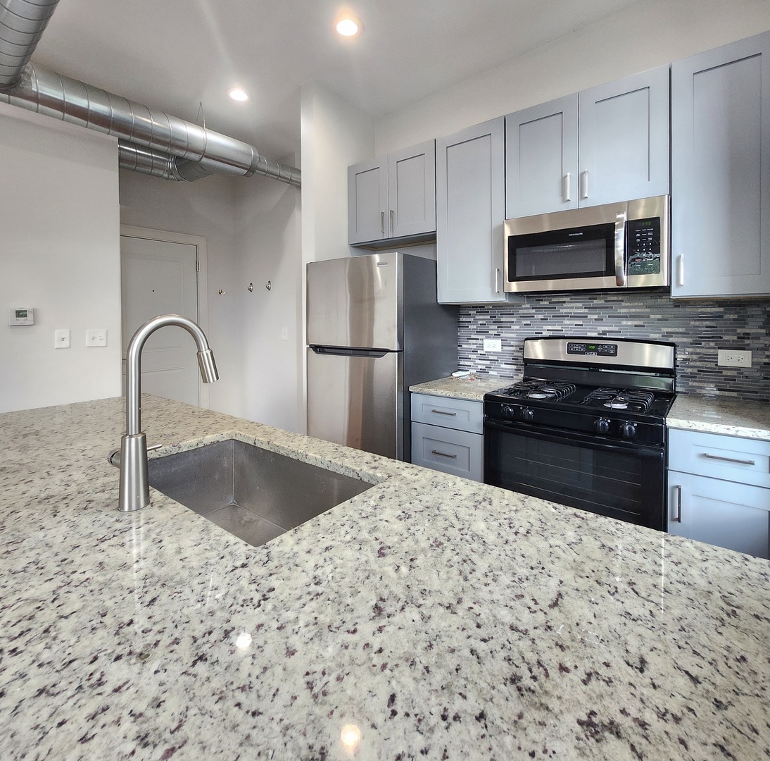 1444 W Erie Street 3