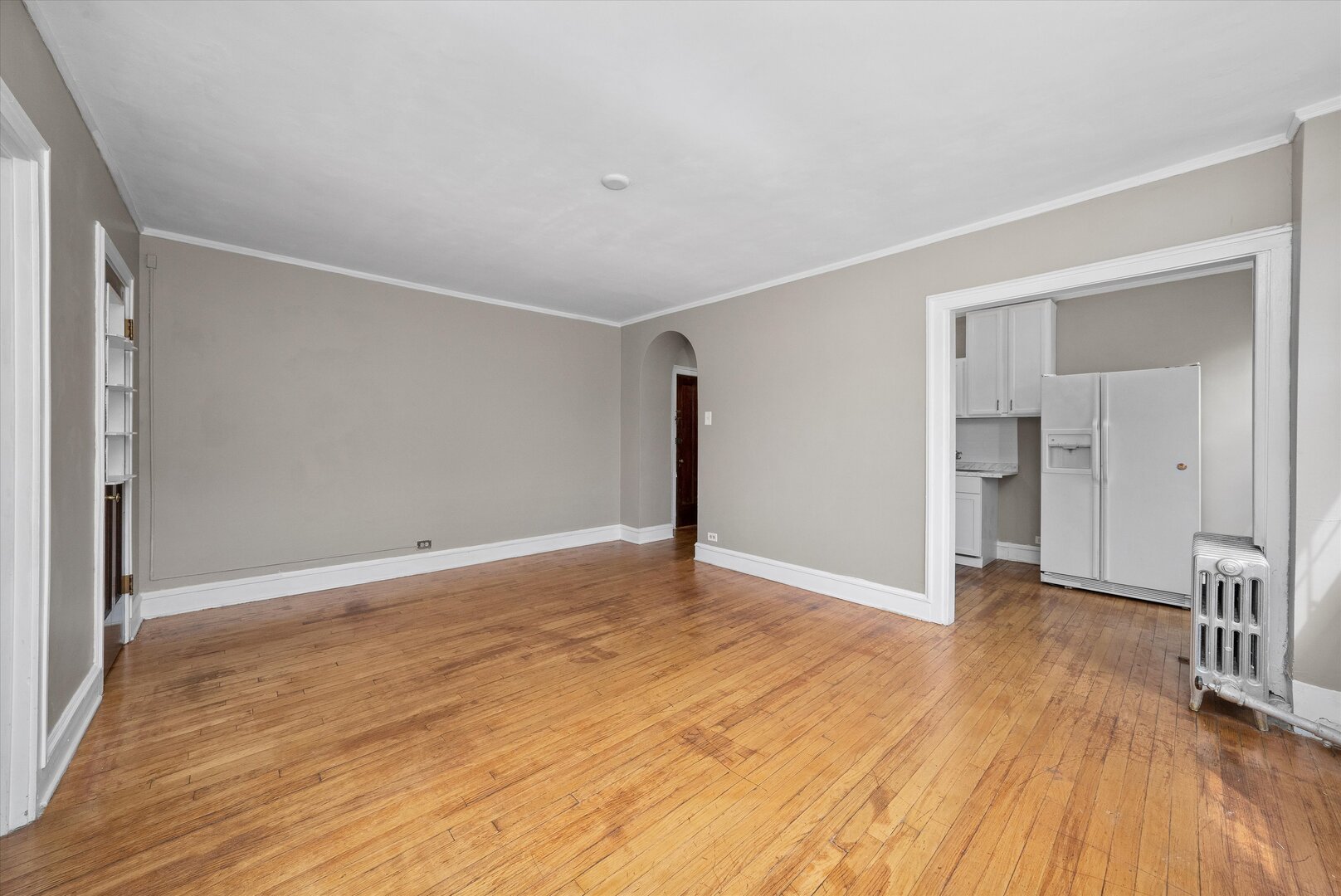 3017 E 78TH Street 4B