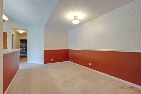 Tiny photo for 1209 BRADWELL Lane #E, Mundelein, IL 60060 (MLS # 12660358)