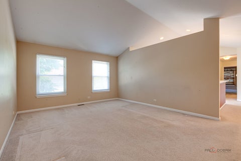 Tiny photo for 1209 BRADWELL Lane #E, Mundelein, IL 60060 (MLS # 12660358)