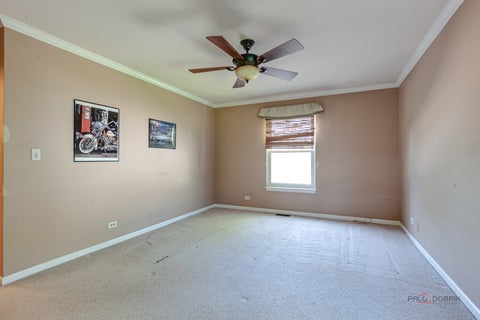 Tiny photo for 1209 BRADWELL Lane #E, Mundelein, IL 60060 (MLS # 12660358)