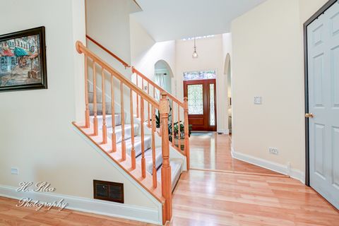 Tiny photo for 496 Oakhurst Lane, Carpentersville, IL 60110 (MLS # 12531208)