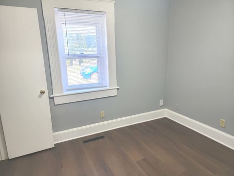 Tiny photo for 814 W Olive Street, Bloomington, IL 61701 (MLS # 12483705)